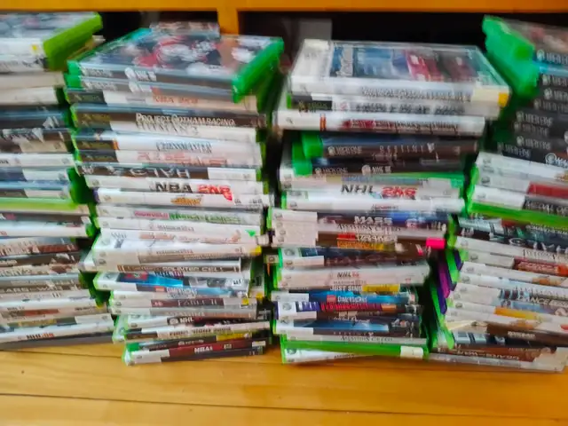 Huge XBOX XBOX 360 XBOX One Video Game lot 100+ games in XBOX 360 in City of Montréal - Image 2