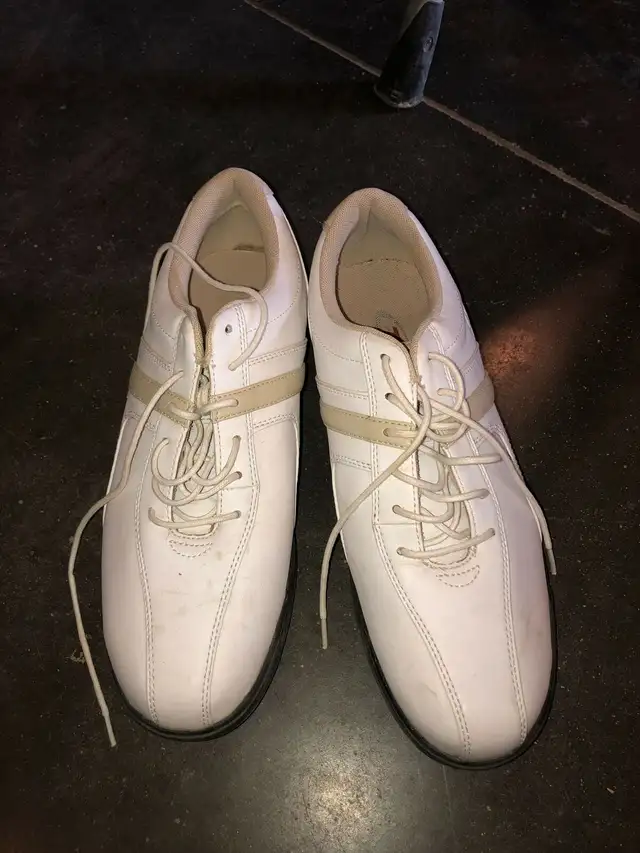 Golf shoes in Men's Shoes in Saskatoon - Image 7