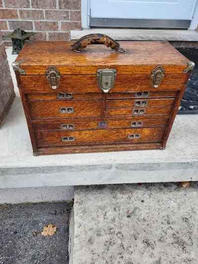 Vintage Machinist wooden tool box