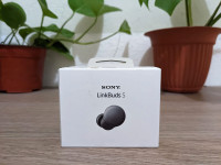 NEW IN BOX!  Sony LinkBuds S earbuds (black)