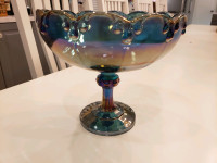 Vintage Indiana peacock carnival glass pedestal fruit bowl