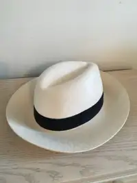 Lacoste Sun Hat