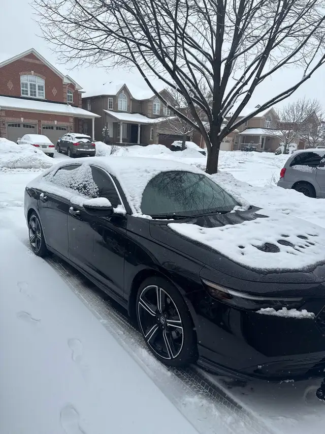 Honda accord 2024 sports hybrid ( low km ) in Cars & Trucks in Mississauga / Peel Region - Image 3