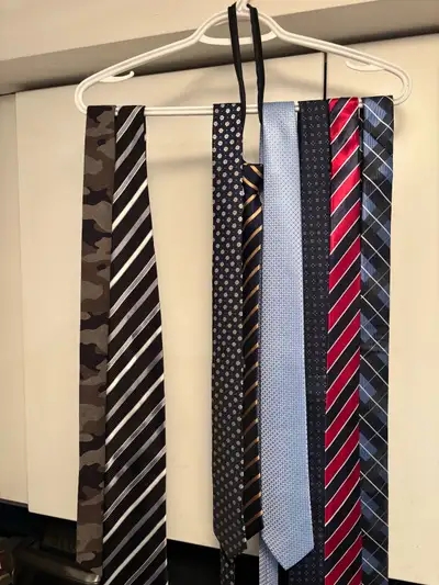 Like new Banana Republic and Tino Cosmo on left $15 each The others on right $10 each. brand new. ta...