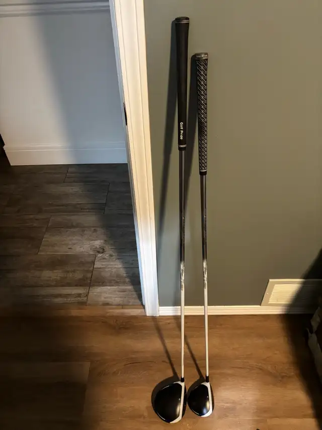 sim 2 max driver and 3 woods  in Golf in Penticton - Image 4