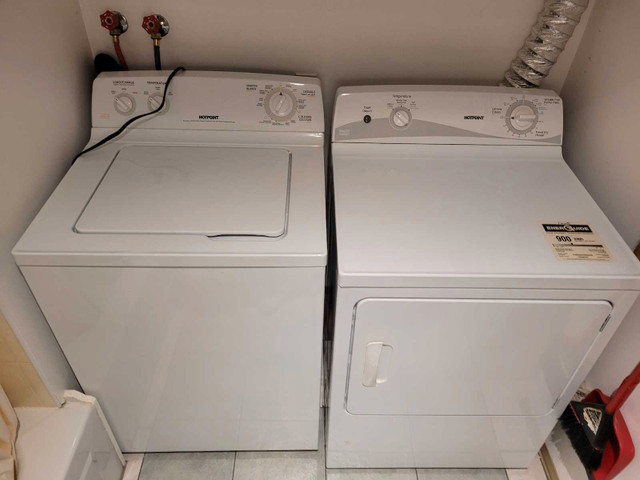 Laveuse et sécheuse HOTPOINT en parfaite condition dans Laveuses et sécheuses  à Ville de Montréal