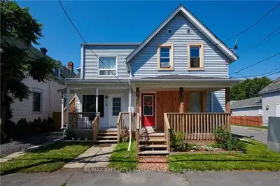 Welcome to your new home at Cornwall, a charming and spacious 3-bedroom unit. This property has been...