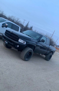 2000 Dodge Ram 1500 SPORT Grill Wanted