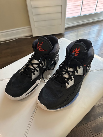Nike Kyrie Infinity Fire & Ice Basketball Shoe Men’s Size 12, View more