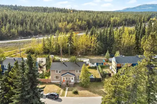 Half a Takhini duplex ready for December 1 move in. Three bedrooms, one full bathroom, half finished...