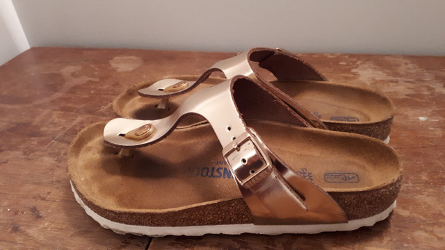 Birkenstock Gizeh, size 36 in Women's - Shoes in Strathcona County - Image 2