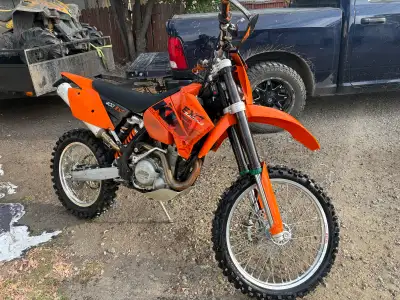 Looking for quick sale on my 2006 ktm exc 400 bike is in great shape has low kilometers and hours ar...