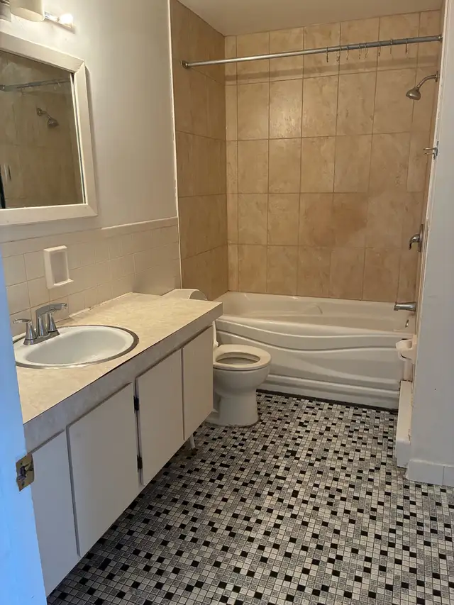 5  1/2 apartment for rent in Long Term Rentals in City of Montréal - Image 7