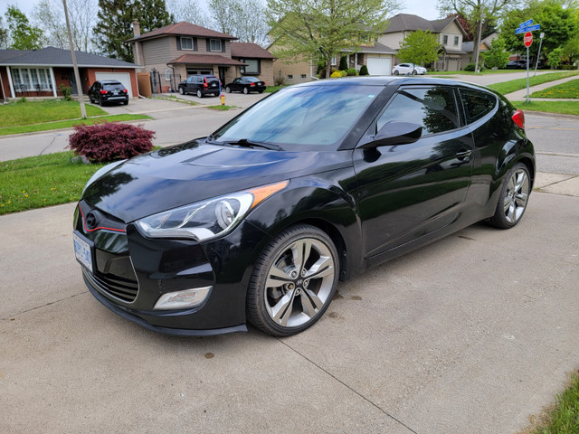 2013 Hyundai Veloster - Very good condition, Very low km's. in Cars & Trucks in Kitchener / Waterloo