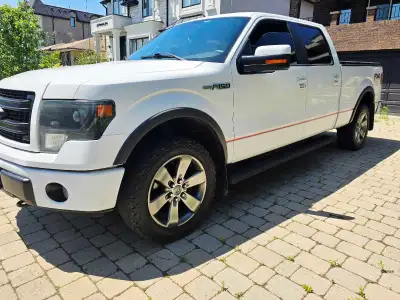 2014 ford f150 supercrew 4x4 fx4 edition, 5.0 liter v8 with the hard to find 6.5ft bed. Truck is ful...