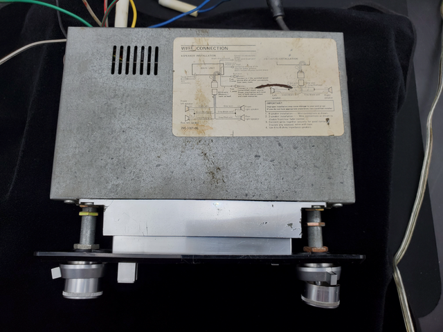 CLARION 5700R AM/FM STEREO CASSETTE RECIEVER GS-515 MARK II in General Electronics in Markham / York Region - Image 3