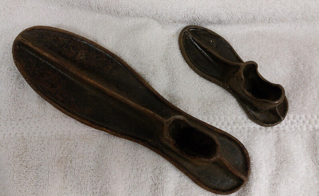 Cast  Iron Shoe  Mold Adult & Childs in Arts & Collectibles in Vernon