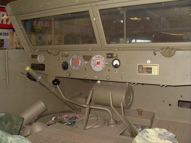 1941 White M2 Half-Track M2 in Cars & Trucks in Barrie - Image 4
