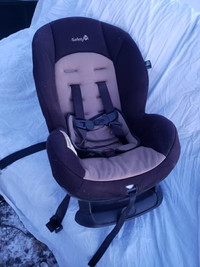Vintage Black and Purple Safety Car Seat