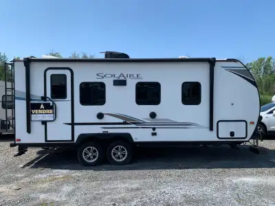 Magnifique Palomino Solaire 205SS Ultra-Lite 2022 Présentement a st-Janvier • Plein d'espace • Conce...