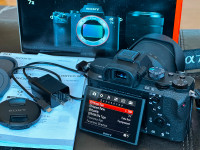 Sony Alpha A7 II Full-Frame Mirrorless Camera + FE 28-70mm Lens