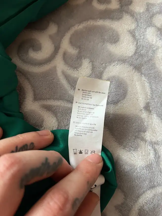 Urban Heritage Women’s Green Windbreaker Jacket  in Women's - Tops & Outerwear in Oshawa / Durham Region - Image 8