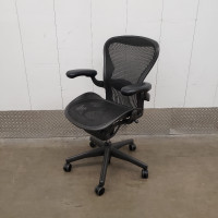 Herman Miller Ergonomic Work Chair Aeron Lumbar Back SizeB K6749