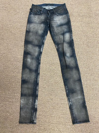 Used But Not Abused - Rock & Republic Jeans - size 23 waist