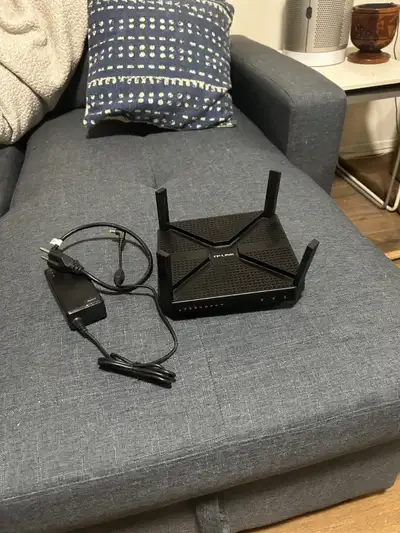 TP-Link Routeur sans fil Gigabit tribande AC3200, View more