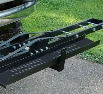 2" hitch for scooter or bike. 600 lb capacity. Attelage 2" pour scooter ou vélo. Capacité 600 lbs