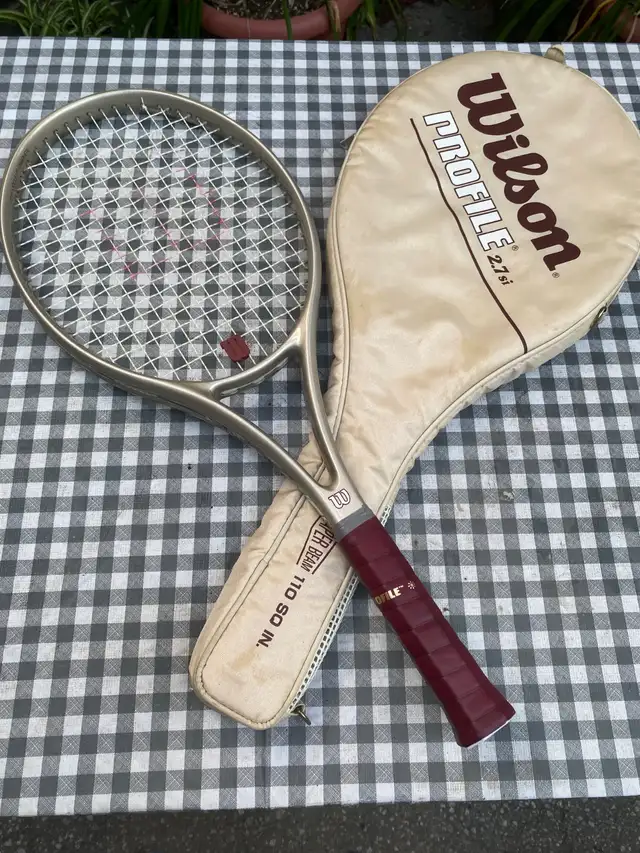 Wilson Profile Tennis Racket & bag - Swing and serve! in Tennis & Racquet in City of Toronto - Image 4