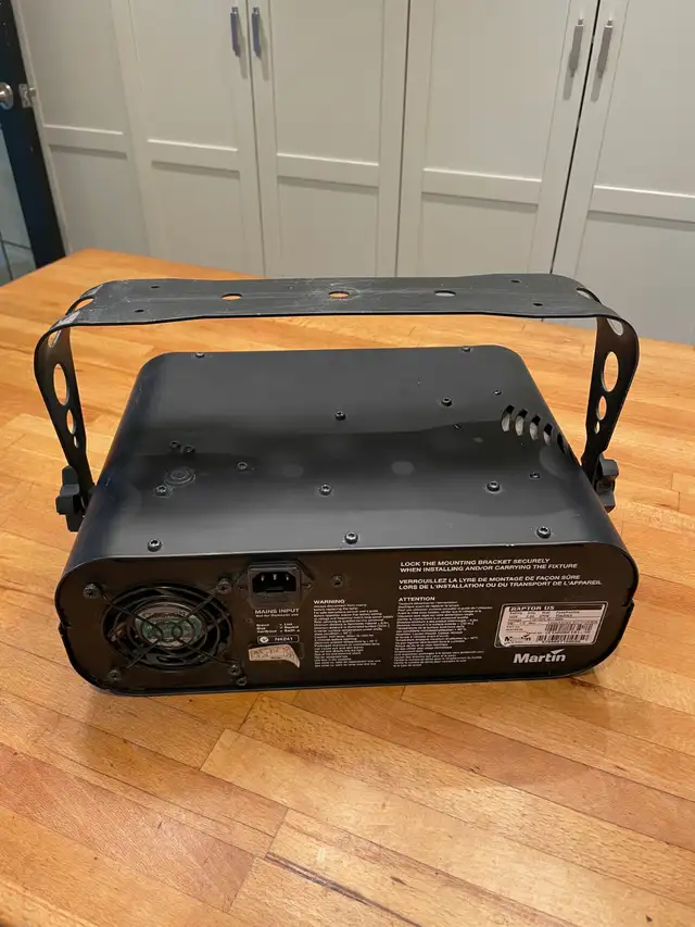 Martin Raptor DJ / Disco Light in Performance & DJ Equipment in City of Toronto - Image 3