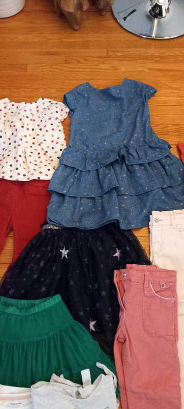 Girl clothing- Size 5/6 T in Kids & Youth in City of Toronto - Image 2