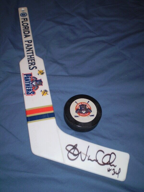 NHL Florida Panthers John Vanbiesbrouck signed mini stick ++ in Arts & Collectibles in Peterborough - Image 2