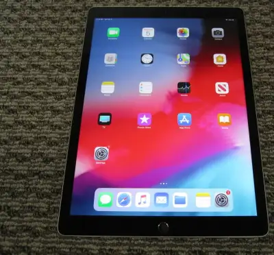 Ipad Pro 12,9 pouces..Unlock.256gb de 1 ère génération, View more