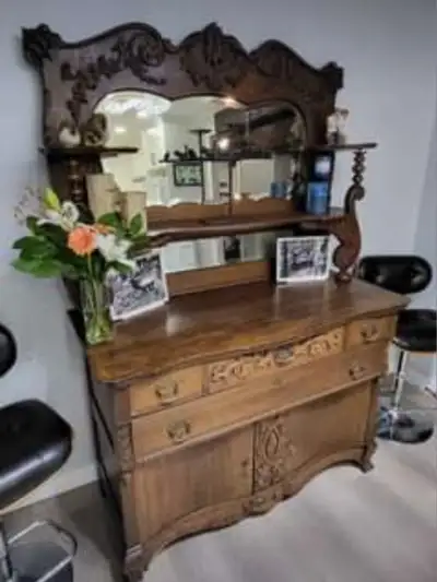 REDUCED! Versatile Dining Room Credenza/ Hutch/ Buffet, View more