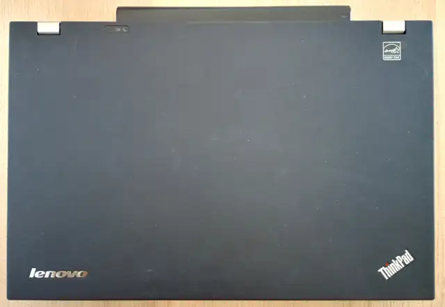 Like new, Lenovo Thinkpad T530 Quad Core i7 Laptop in Laptops in City of Montréal - Image 3