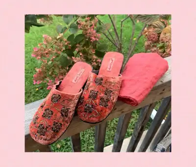 April Cornell Shoes Beaded Slipper Crushed Velvet NEW, View more