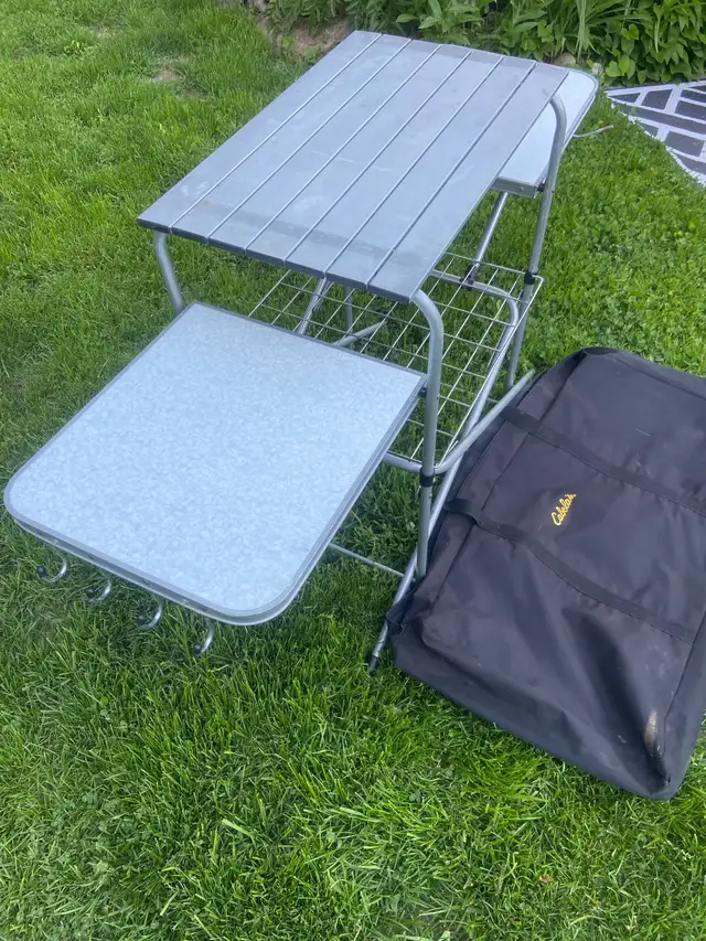 Camping folding table534823992936386561