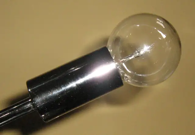 Vintage MCM Polished Chrome Space Age Design Sputnik Floor Lamp in Indoor Lighting & Fans in City of Toronto - Image 9