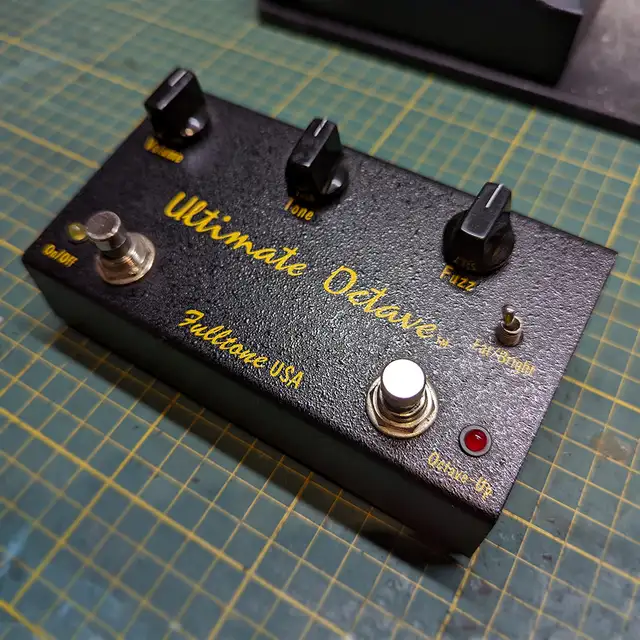 Fulltone Ultimate Octave in Amps & Pedals in London - Image 3