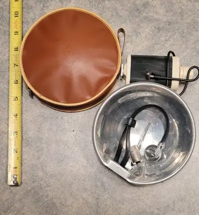 Vintage camera flash & case, View more