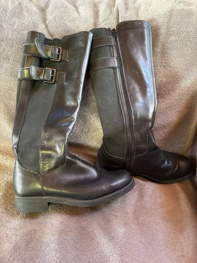 Bottes d’hiver noir propres (6) in Women's - Shoes in Laurentides - Image 2