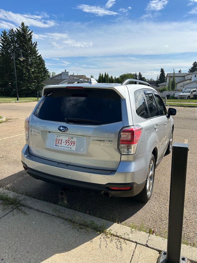 2017 Subaru Forester 2.5i Limited in Cars & Trucks in Edmonton - Image 3