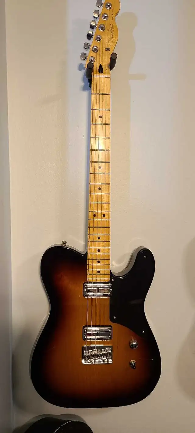 Fender Cabronita in Guitars in Kawartha Lakes - Image 2