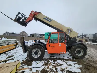 Get the Lift You Need, When You Need It! Key Features: • Lift Capacity: 10,000 lbs • Lift Height: 55...