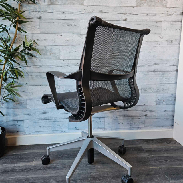 Herman Miller Setu ergonomic office chair FREE DELIVERY  in Other in City of Toronto - Image 3