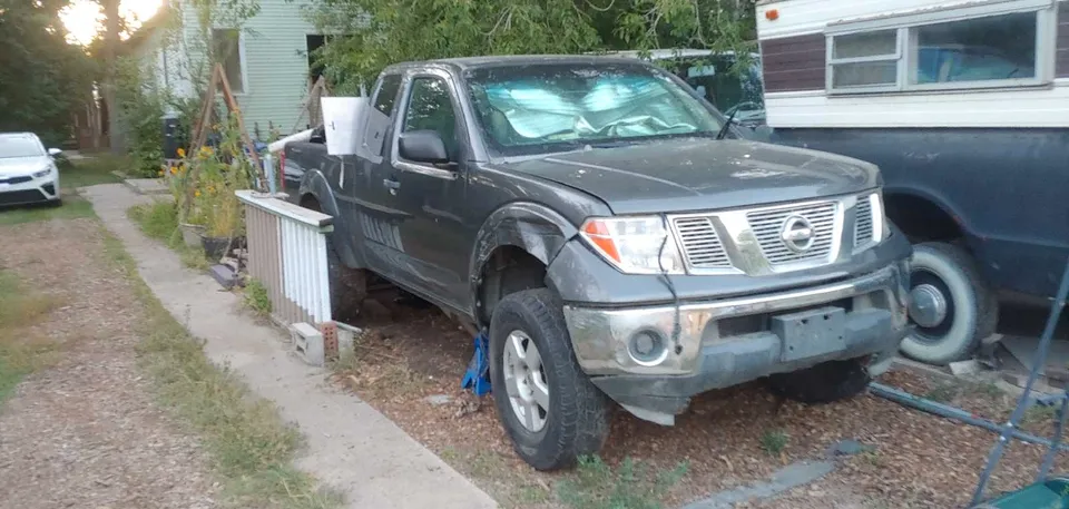 2005 Nissan Frontier or trade