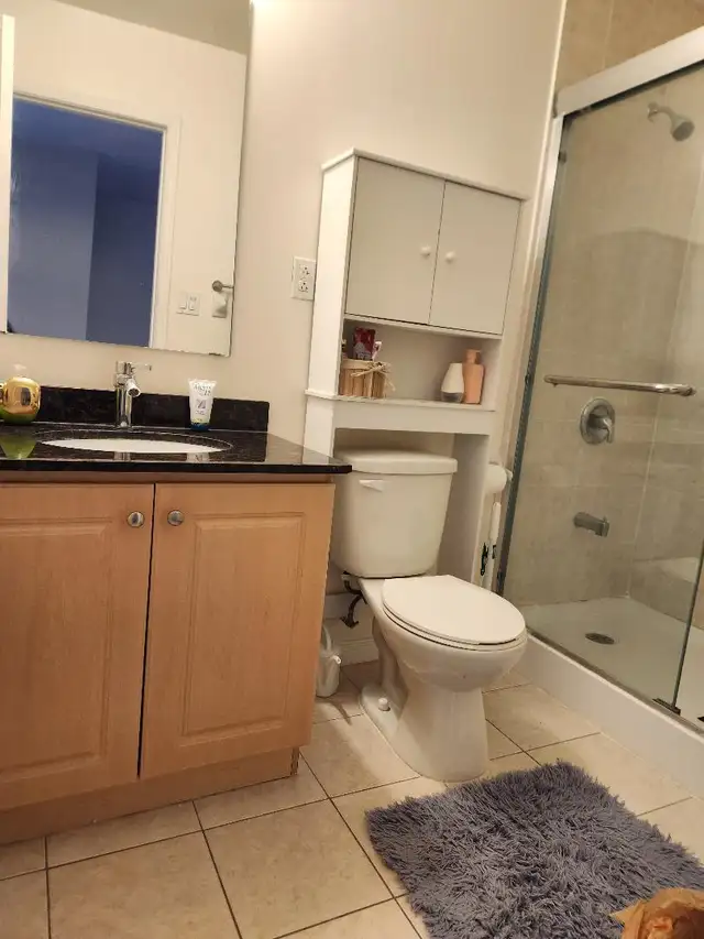 Beautiful Room for rent on 3rd floor - York U - Subway Line in Room Rentals & Roommates in City of Toronto - Image 8