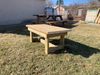 Outdoor coffee table 
